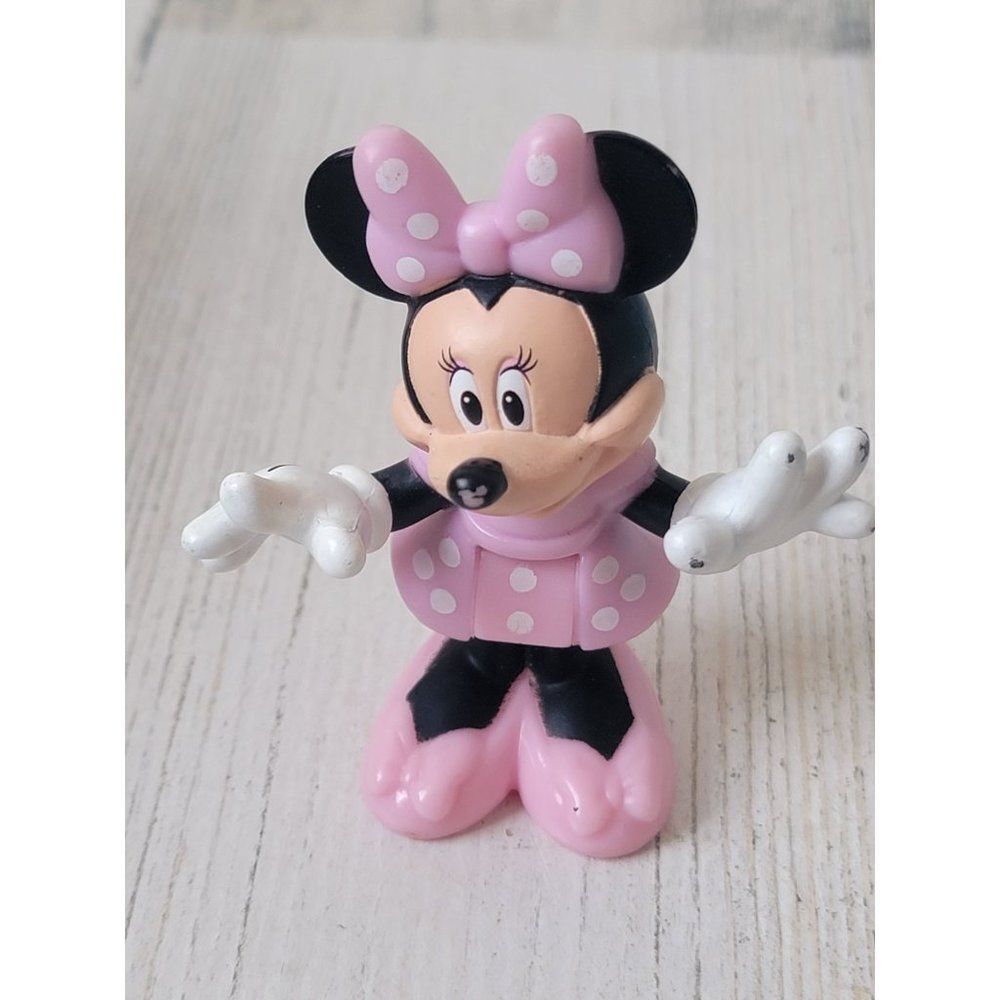 Light pink Minnie Mouse Disney pixar toy figure‎ polka dot